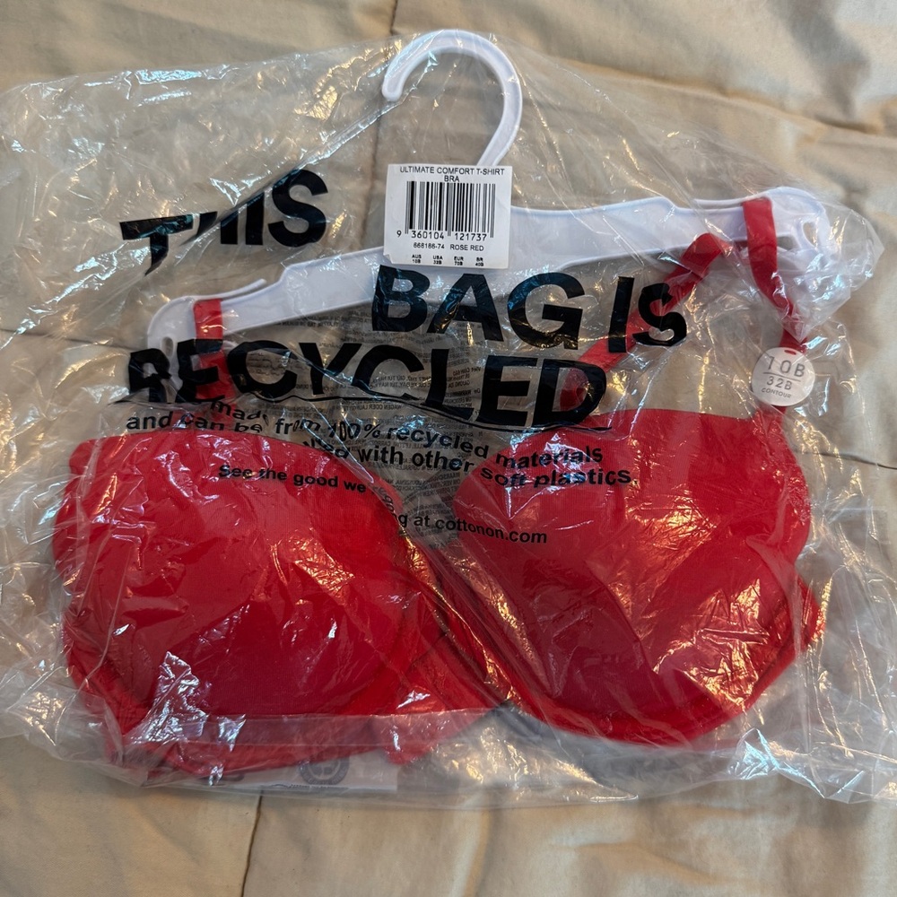 NWT Ultimate Comfort T-Shirt Bra, Red, 32B